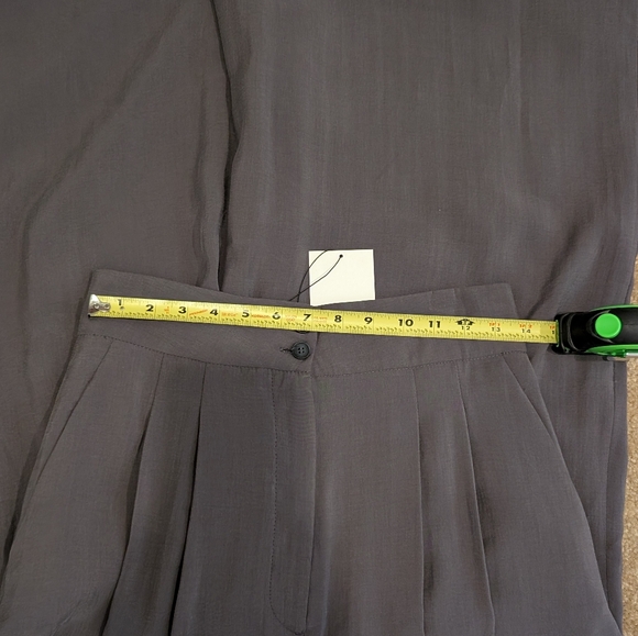 Elegant Gray Wide-Leg Pants - Picture 8 of 11